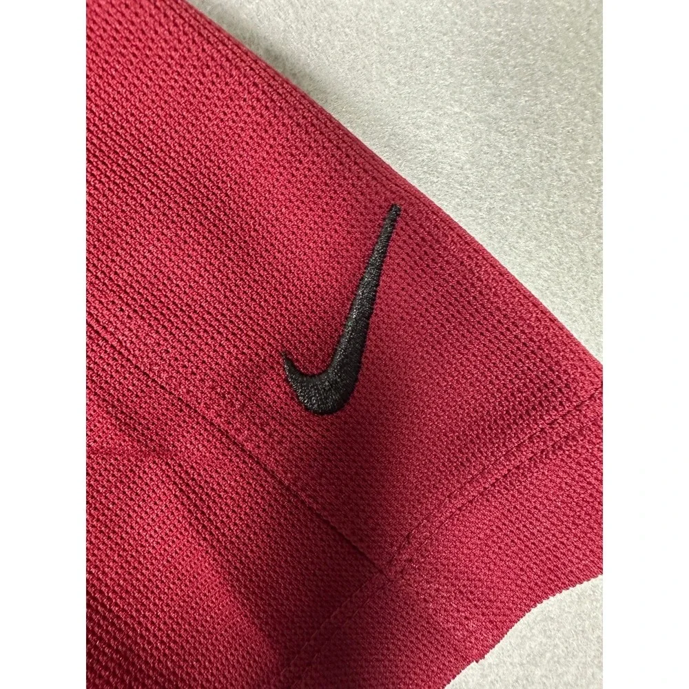 NEW Nike Golf Polo Shirt Mens Medium Burgundy Red Performance Rugby Short Sleeve